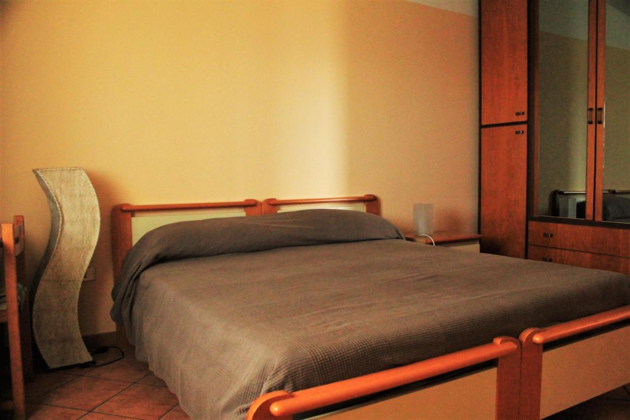 Bed and Breakfast Mansarda Fiorita à Abatemarco Extérieur photo