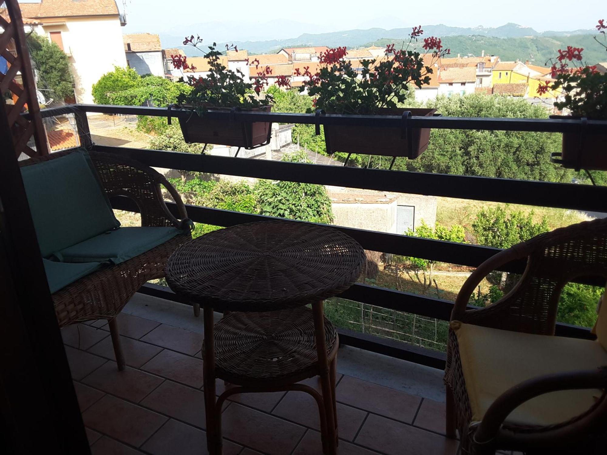 Bed and Breakfast Mansarda Fiorita à Abatemarco Extérieur photo