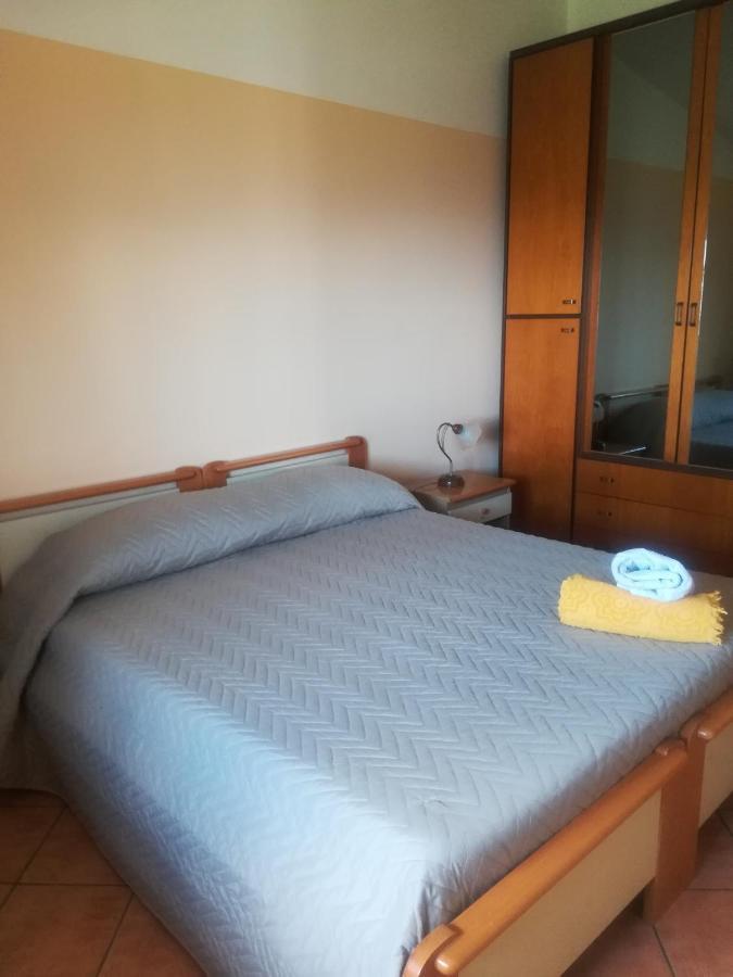 Bed and Breakfast Mansarda Fiorita à Abatemarco Extérieur photo